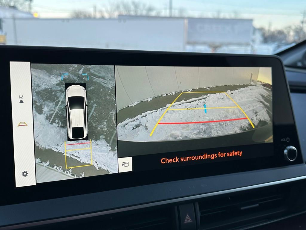 New 2026 Toyota Prius Plug-In Hybrid FWD image 34