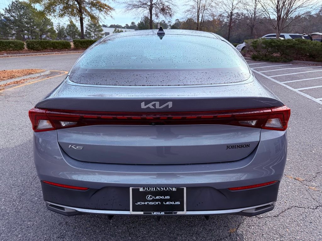 Used 2022 Kia K5 LX image 10