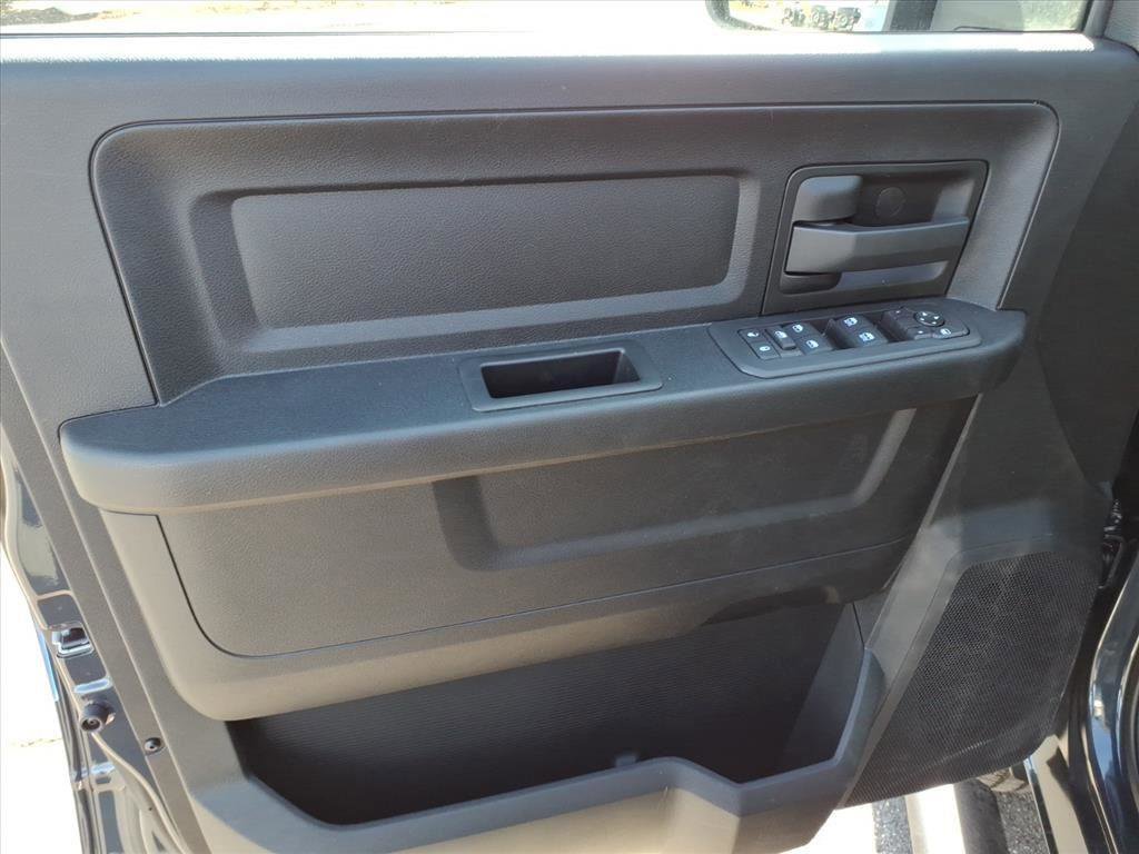 New 2026 RAM 2500 Tradesman w/ Chrome Appearance Group image 9