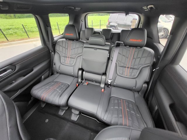 New 2025 Nissan Armada PRO-4X w/ Pro-4X Premium Package image 15