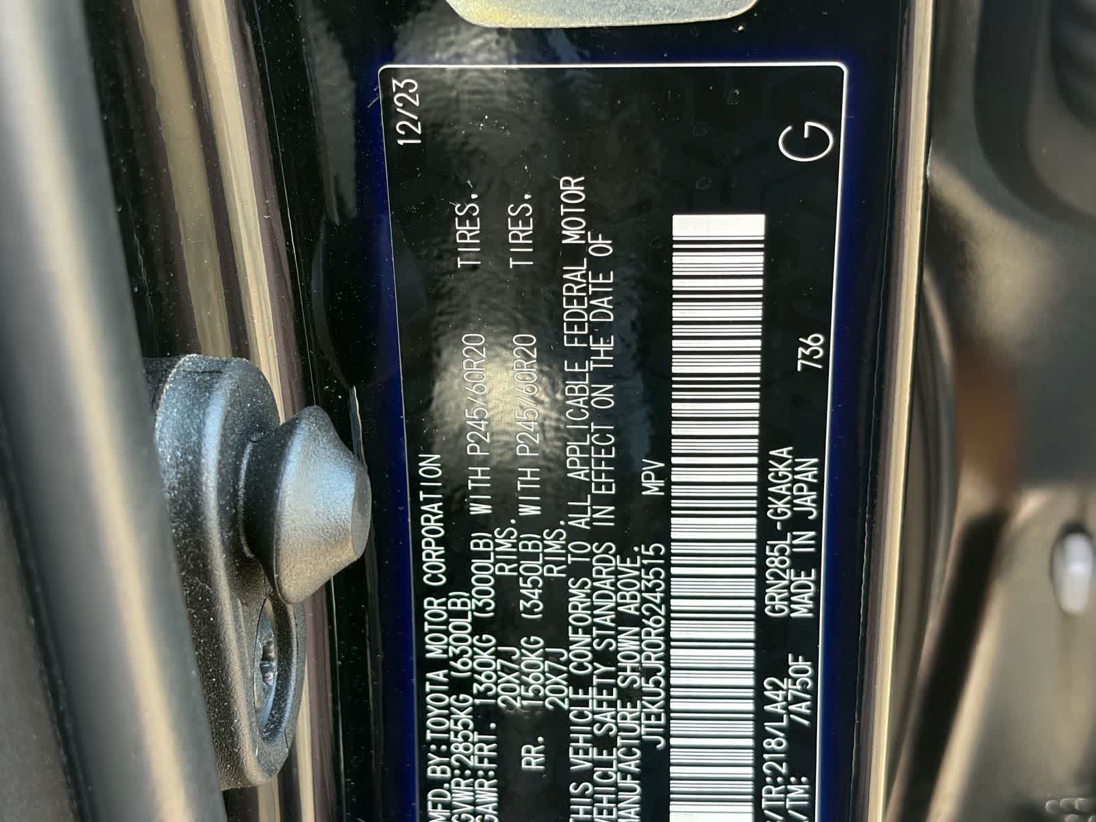 Used 2024 Toyota 4Runner Limited AWD/4WD image 30