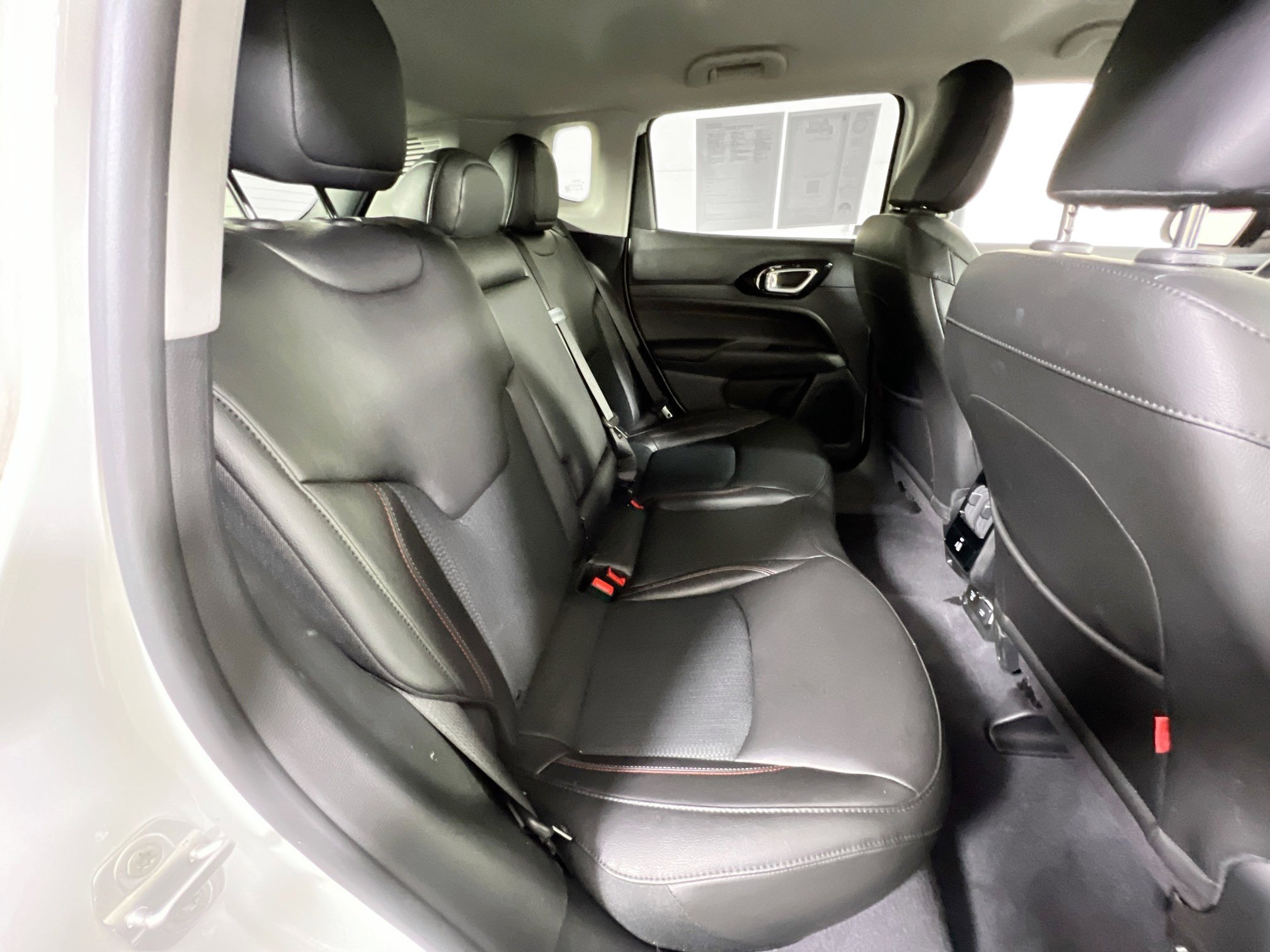 Used 2022 Jeep Compass Trailhawk w/ Trailhawk Convenience Group image 25