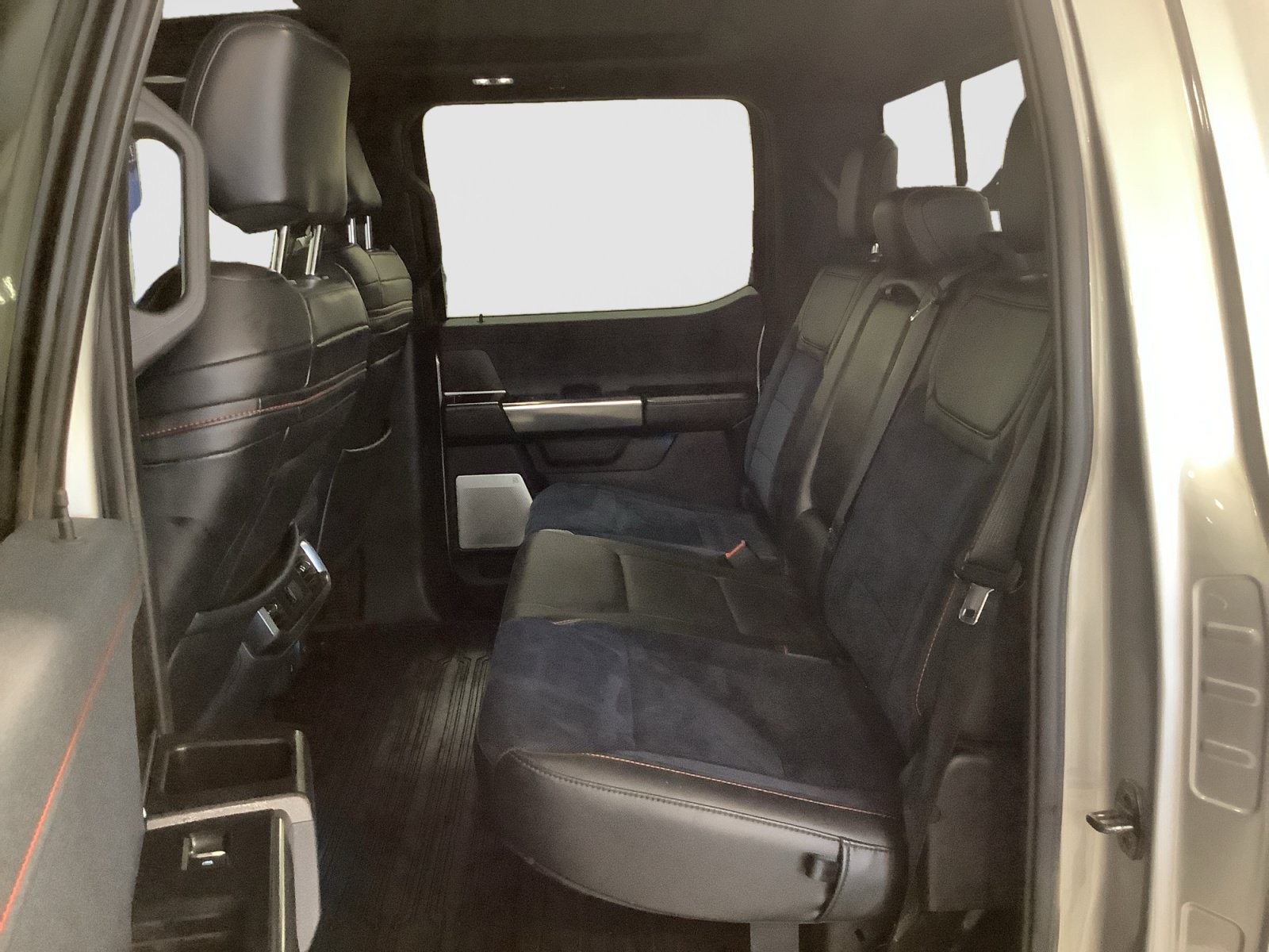 Used 2022 Ford F150 Raptor w/ Equipment Group 801A High AWD/4WD image 13
