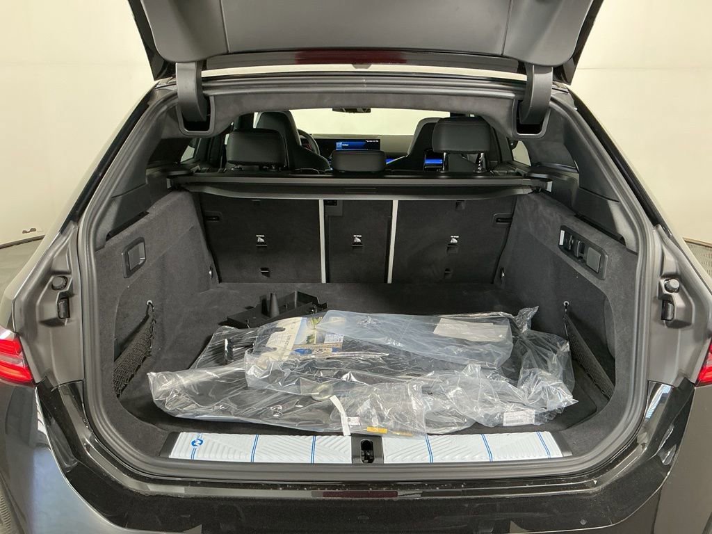 New 2026 BMW M5 Touring w/ M Driver's Package image 29