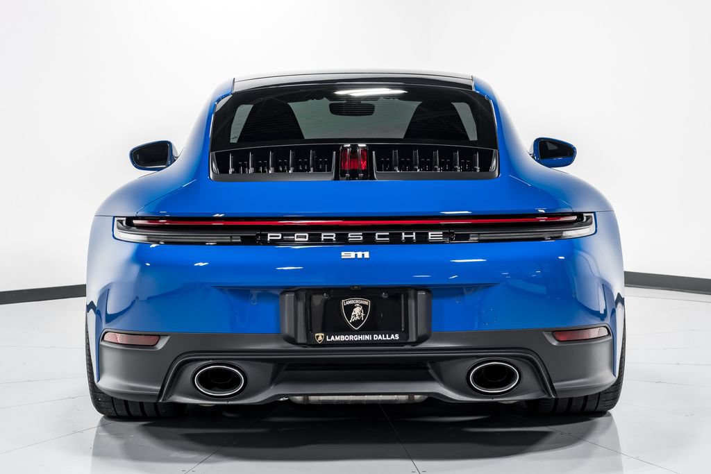 Used 2025 Porsche 911 Carrera RWD image 4