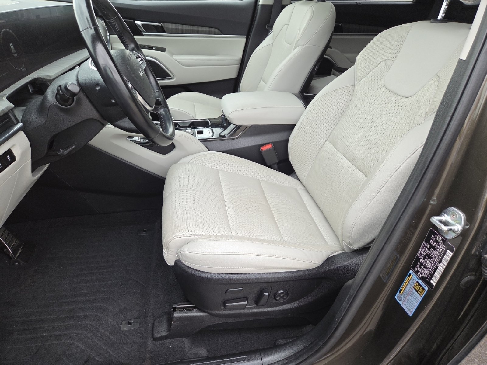 Used 2023 Kia Telluride SX FWD image 27