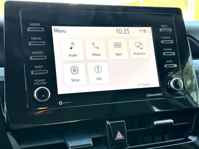 Used 2021 Toyota Camry SE image 14