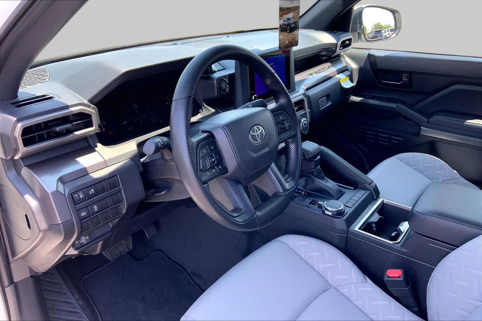 New 2026 Toyota Tacoma SR5 AWD/4WD image 8