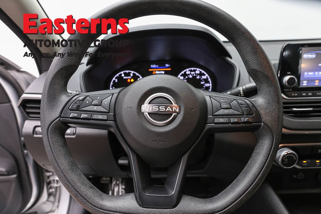 Used 2024 Nissan Altima 2.5 S FWD image 10