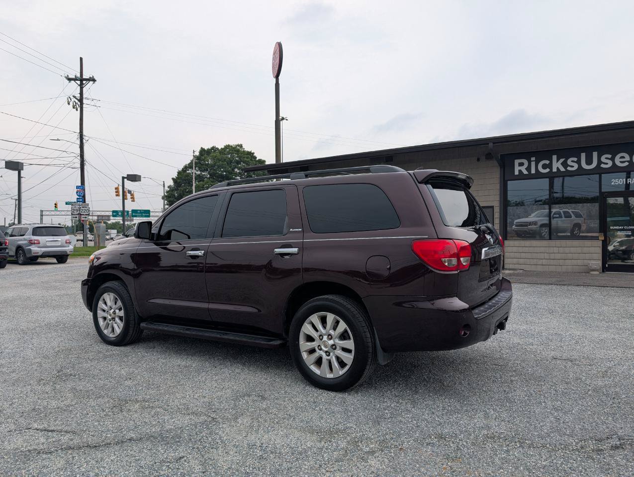 Used 2014 Toyota Sequoia Platinum RWD image 6