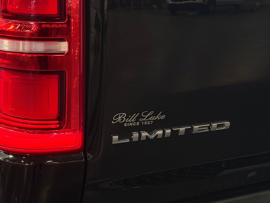 Used 2025 RAM 1500 Limited AWD/4WD image 12