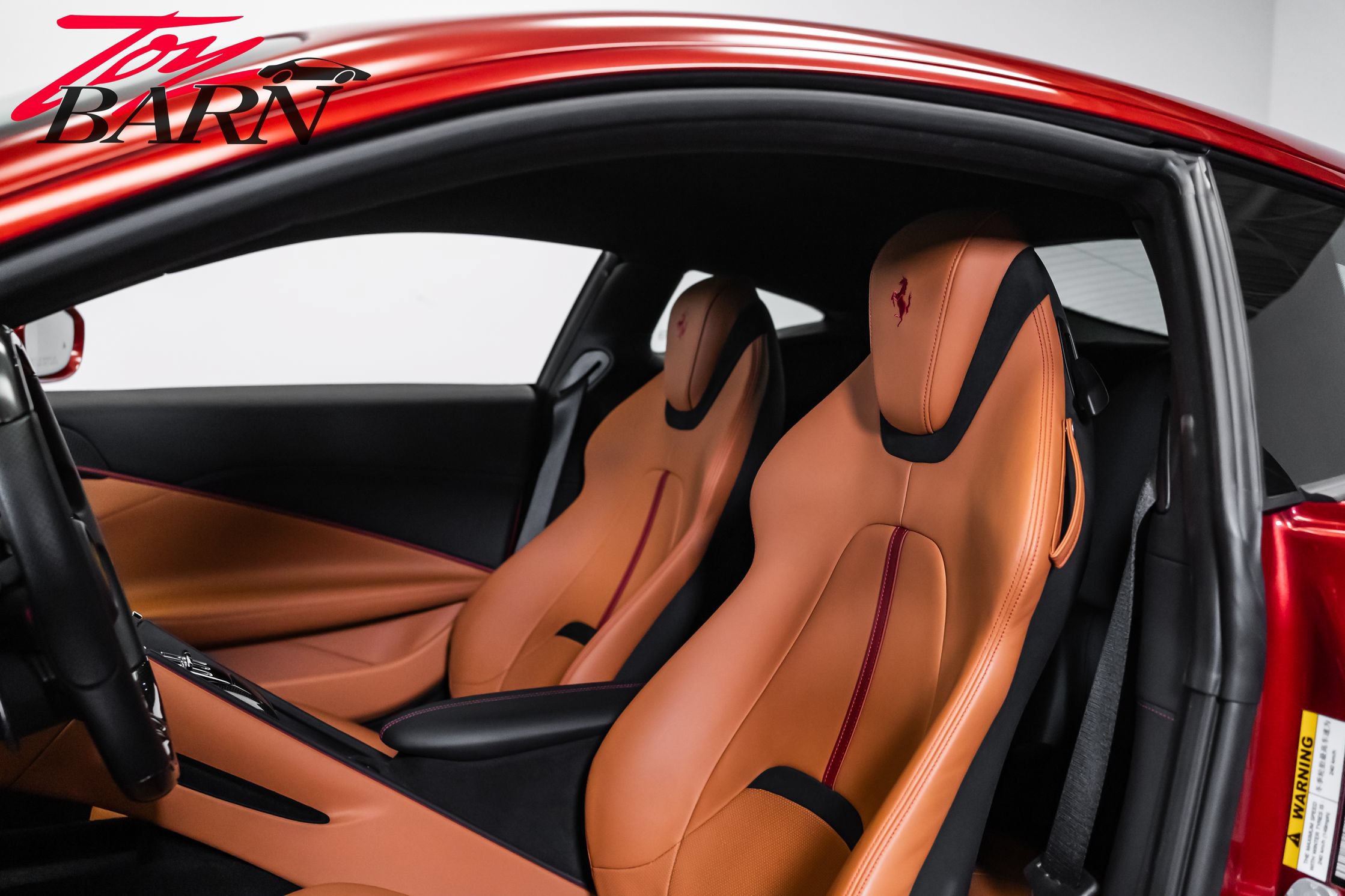 Used 2022 Ferrari Roma RWD image 24