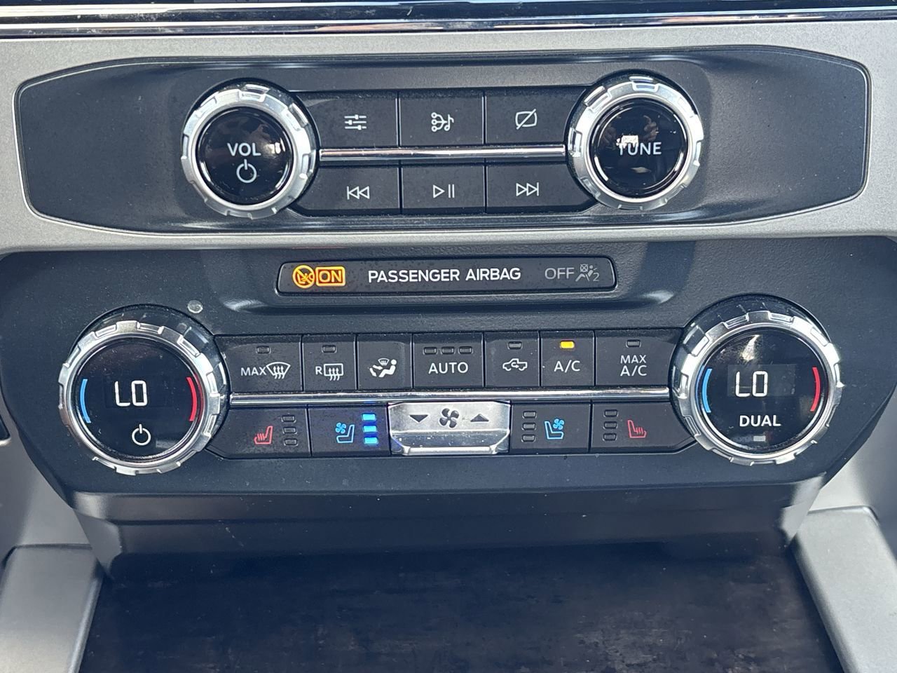 Used 2022 Ford F250 Lariat w/ Lariat Ultimate Package image 24