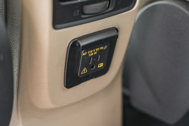 Used 2017 Ford Escape Titanium FWD image 39
