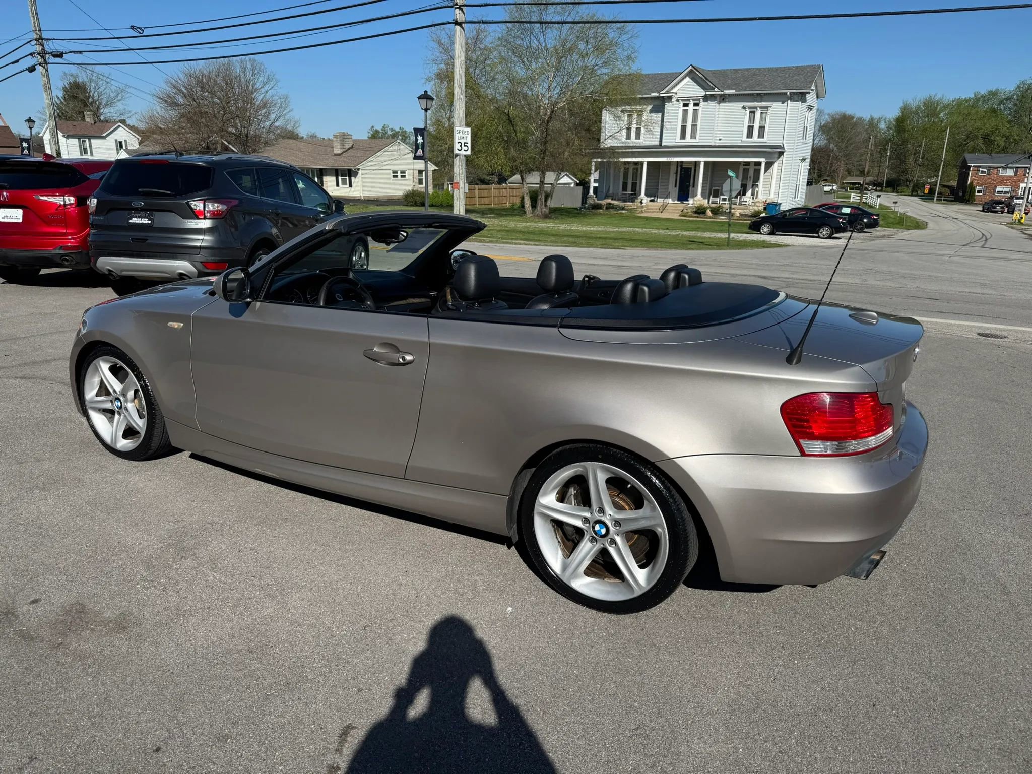 Used 2011 BMW 135i Convertible RWD image 8