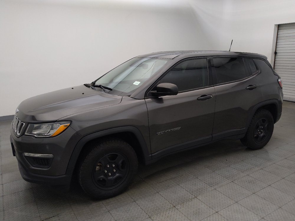 Used 2018 Jeep Compass Sport FWD image 2