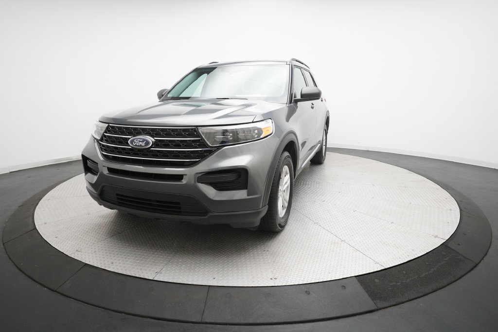 Used 2024 Ford Explorer XLT w/ Class IV Trailer Tow Package AWD/4WD image 12