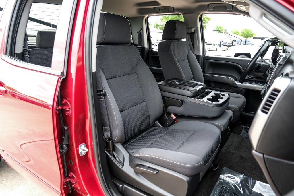 Used 2018 Chevrolet Silverado 1500 LT w/ All Star Edition AWD/4WD image 33