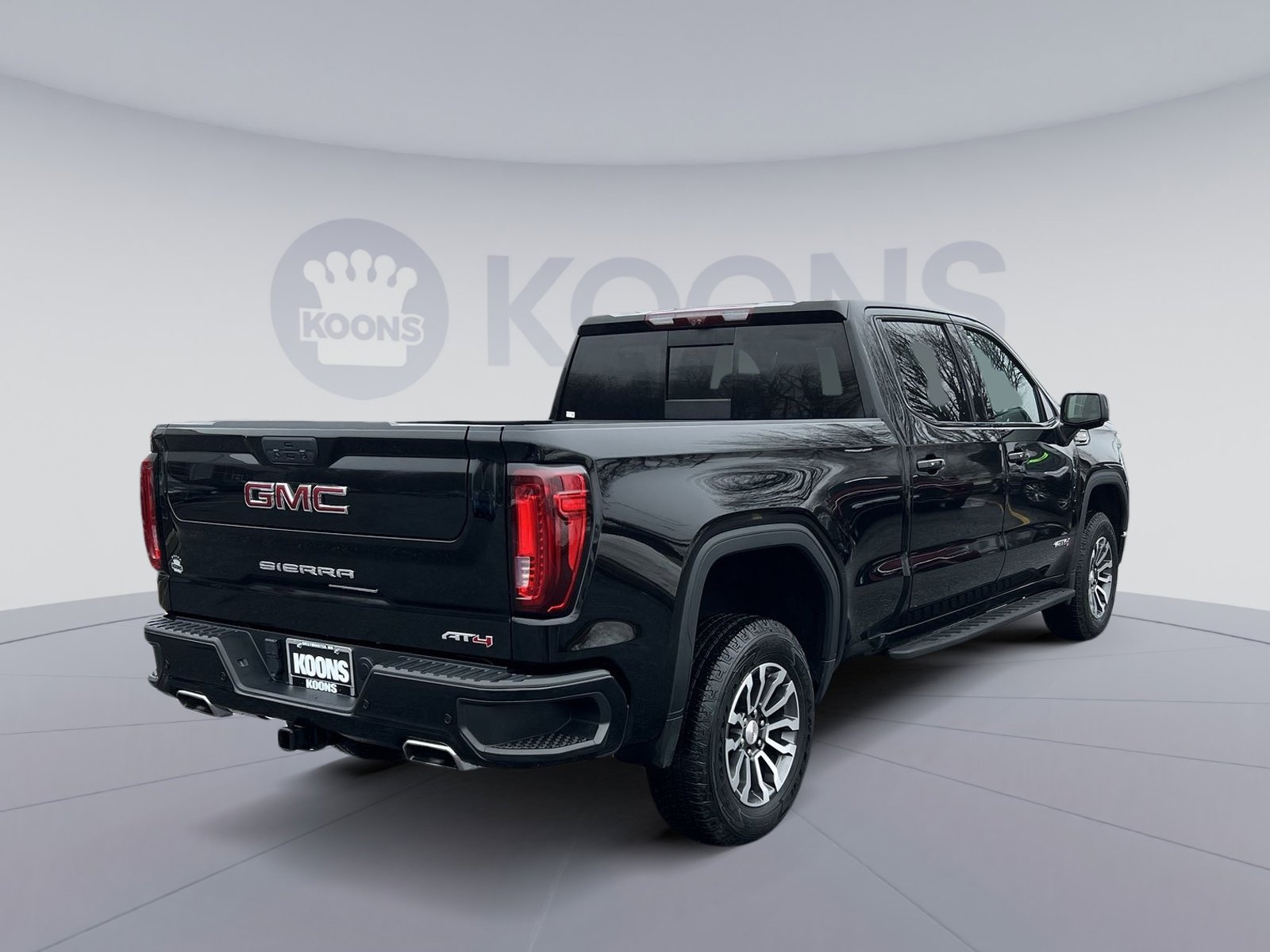 Used 2021 GMC Sierra 1500 AT4 w/ Technology Package image 7