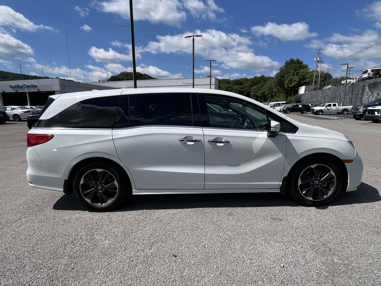 Used 2021 Honda Odyssey Elite image 8