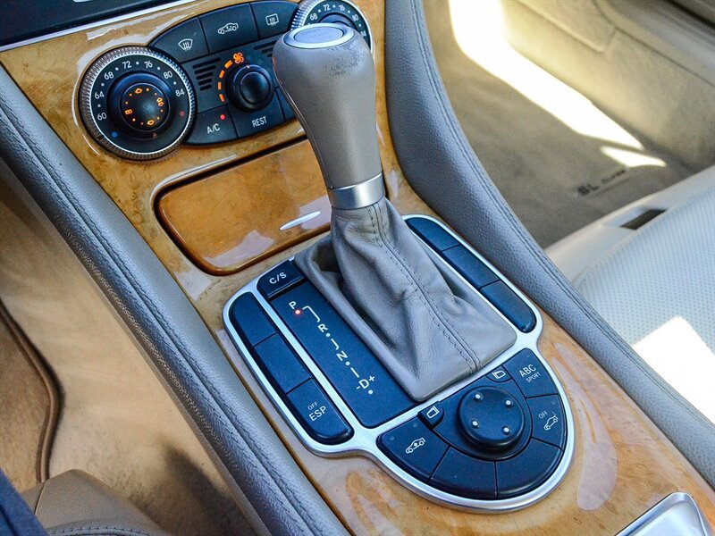 Used 2006 Mercedes-Benz SL 500 image 37