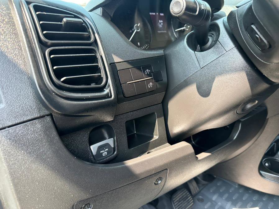 Used 2023 RAM ProMaster 2500 image 18