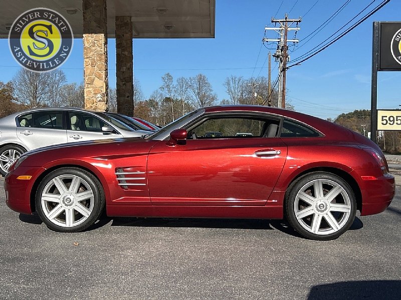 Used 2005 Chrysler Crossfire Limited image 3