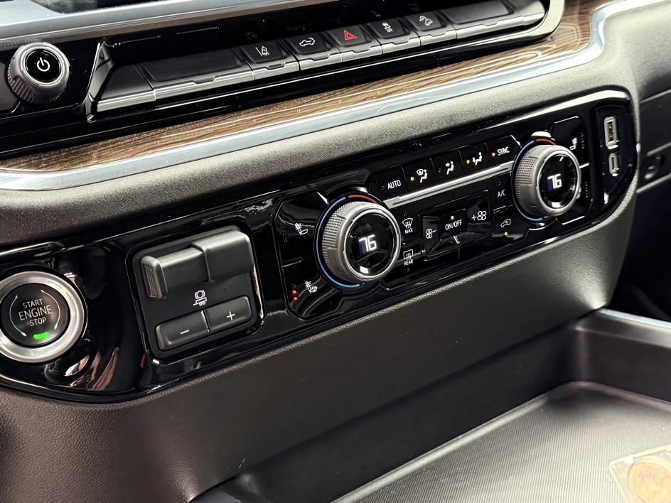 Certified 2024 Chevrolet Silverado 2500 LT w/ Convenience Package image 18