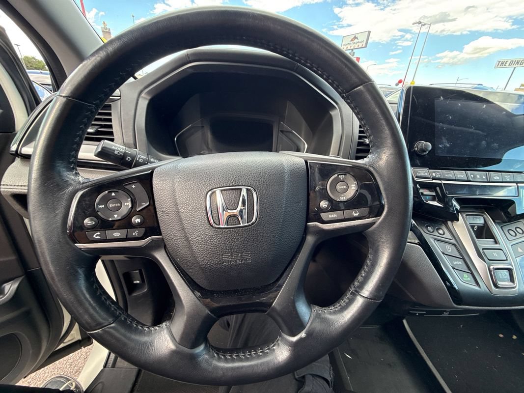 Used 2018 Honda Odyssey Elite image 14