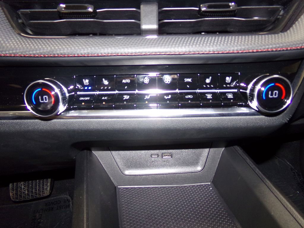 New 2026 Chevrolet Equinox RS w/ Convenience Package III image 20