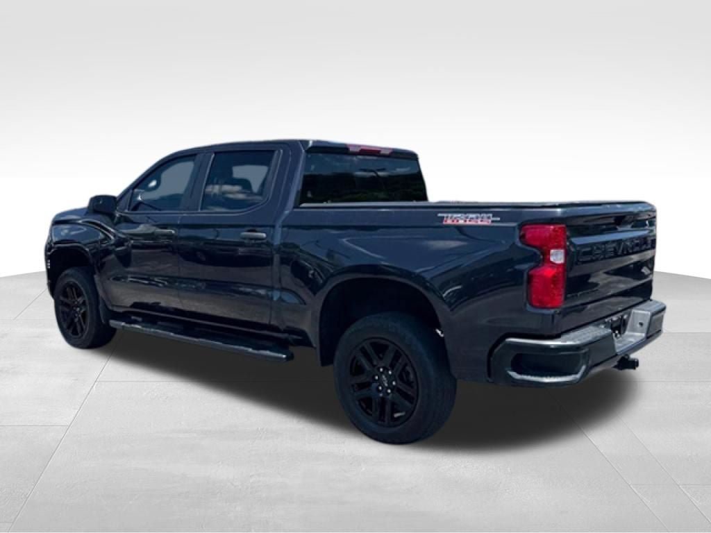 Used 2024 Chevrolet Silverado 1500 Custom Trail Boss w/ Turbomax Blackout Package AWD/4WD image 5