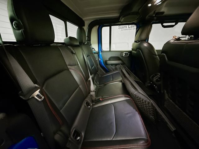 Used 2022 Jeep Gladiator Rubicon w/ Cold Weather Group image 28