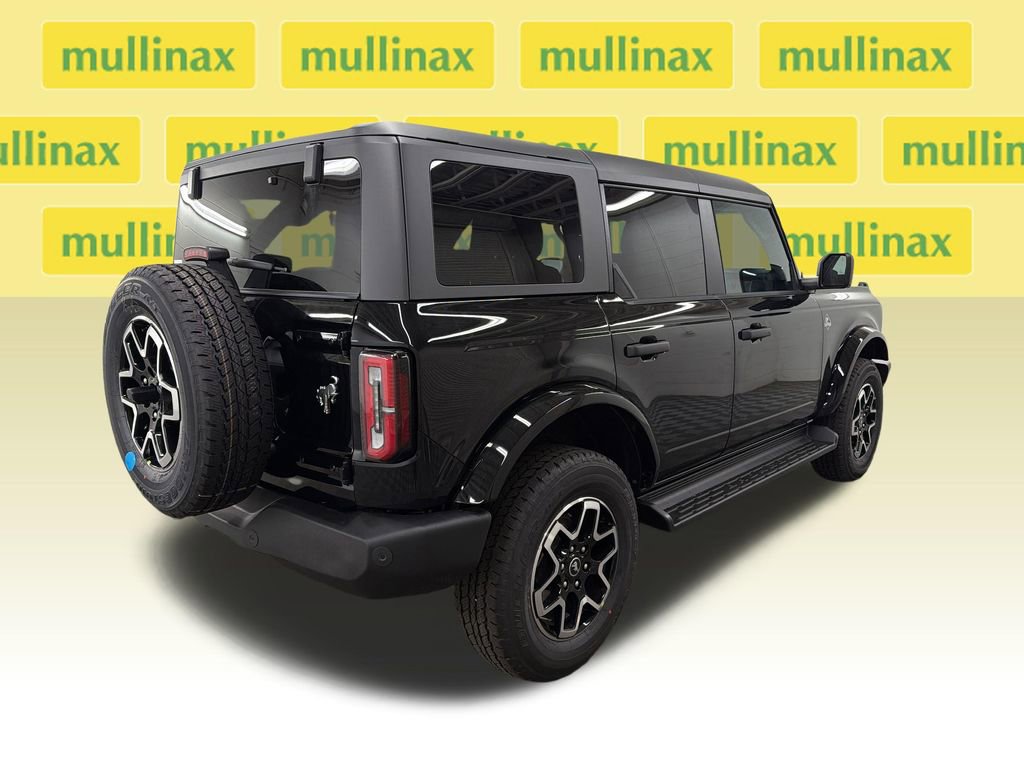 New 2026 Ford Bronco Outer Banks image 3