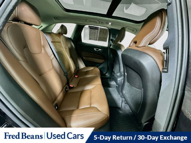 Used 2020 Volvo XC60 T5 Momentum w/ Protection Package Premier AWD/4WD image 31