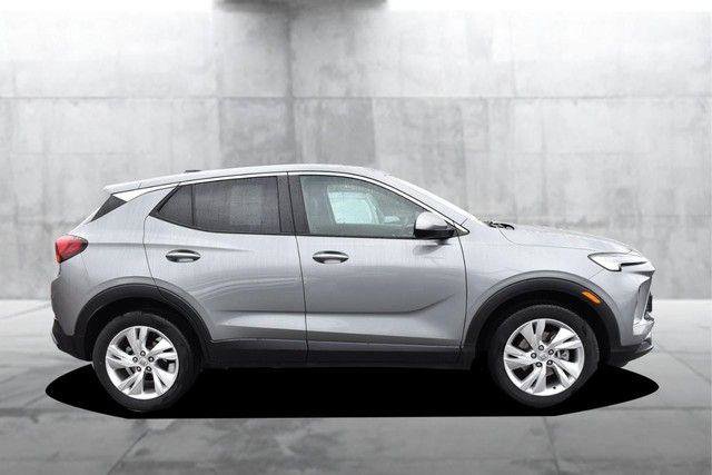 Used 2025 Buick Encore GX Preferred image 5
