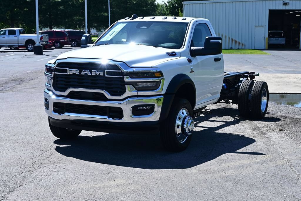 New 2026 RAM 5500 Tradesman w/ Chrome Appearance Group AWD/4WD image 7