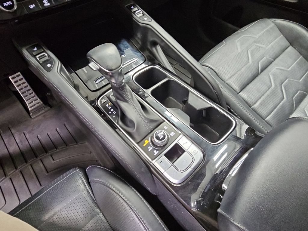 Used 2020 Kia Telluride SX w/ SX Prestige Package AWD/4WD image 21
