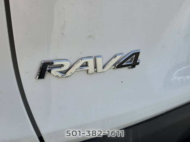 Used 2022 Toyota RAV4 LE AWD/4WD image 13