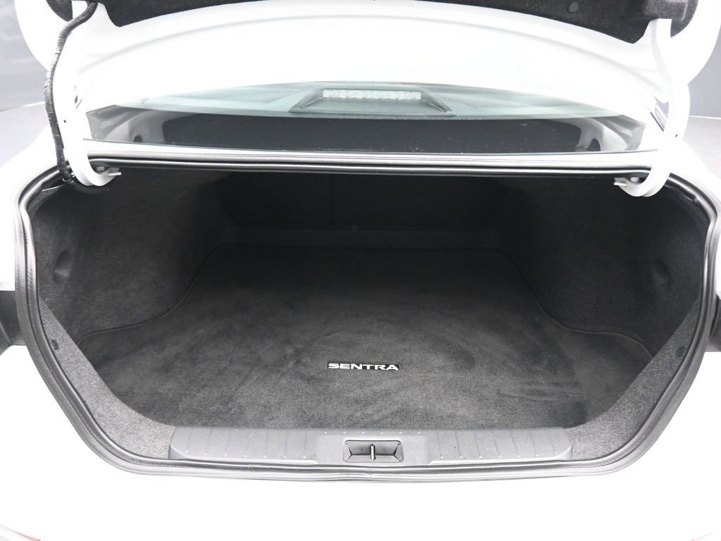 Used 2023 Nissan Sentra SV FWD image 39