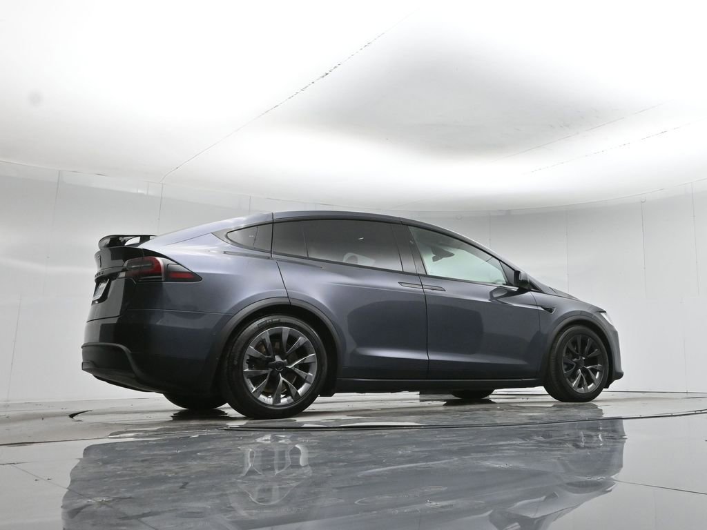 Used 2023 Tesla Model X image 49