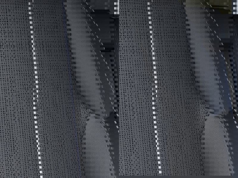 New 2026 Cadillac Optiq Luxury 2 image 21