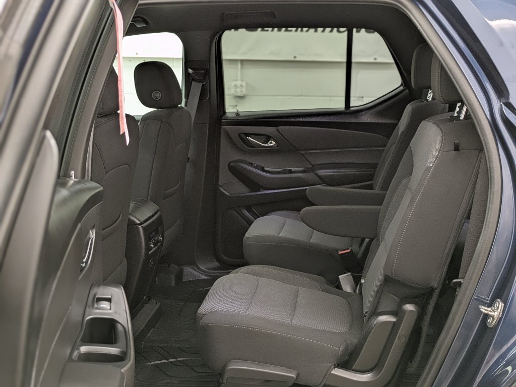 Used 2023 Chevrolet Traverse LT w/ LPO, Floor Liner Package AWD/4WD image 12