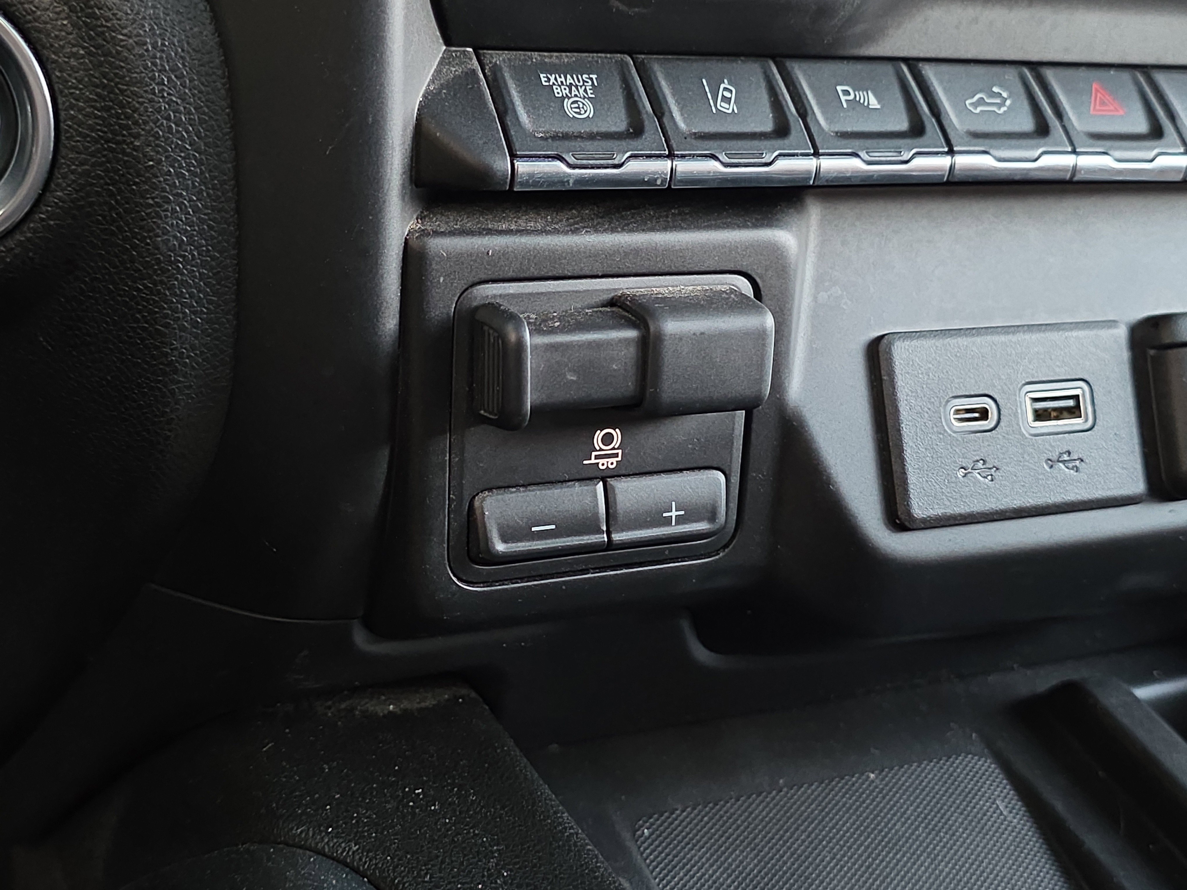 Used 2021 Chevrolet Silverado 2500 High Country w/ Z71 Off-Road Package image 28