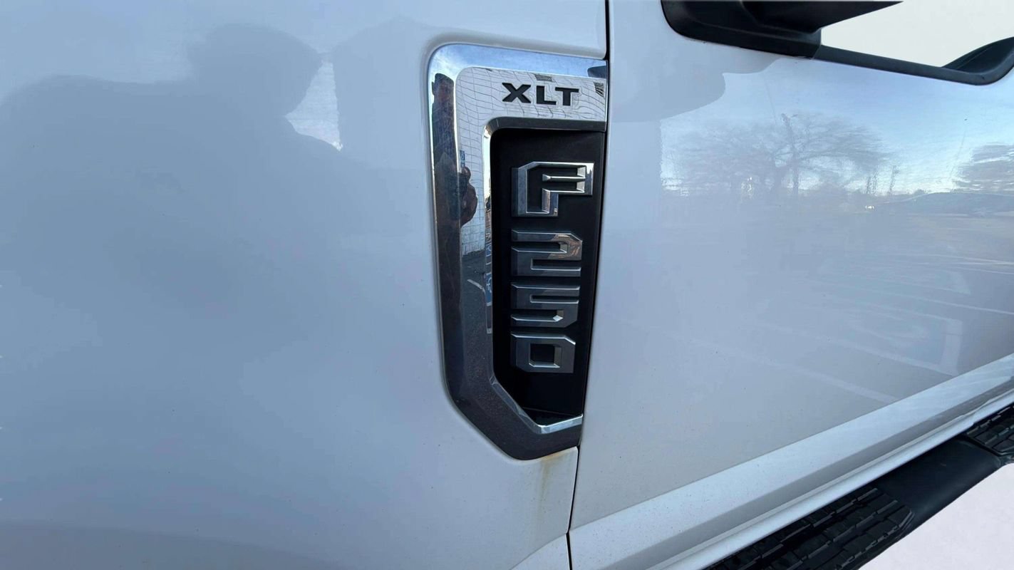 Used 2017 Ford F250 XLT AWD/4WD image 18