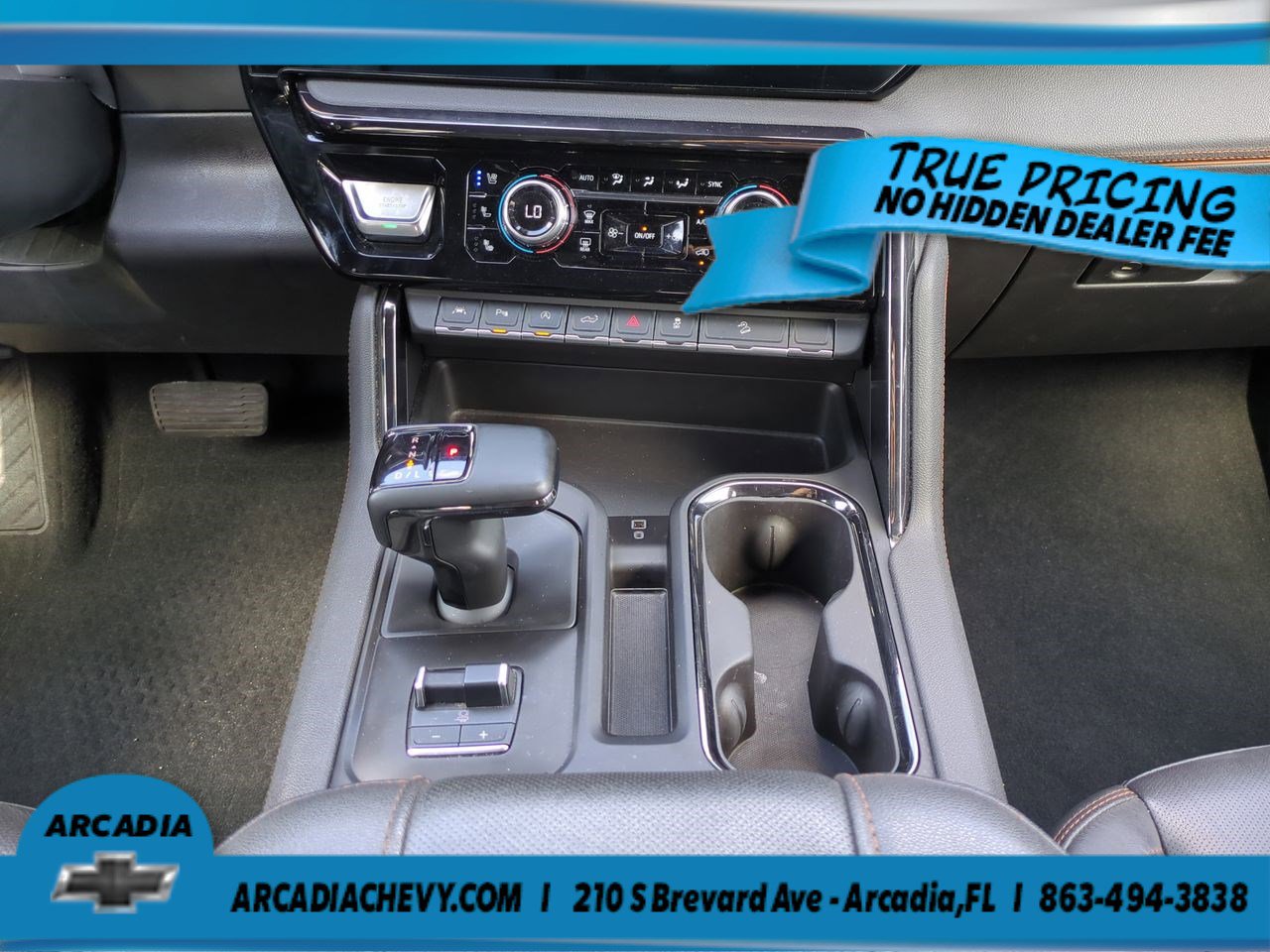 Used 2024 GMC Sierra 1500 AT4 w/ Technology Package AWD/4WD image 18