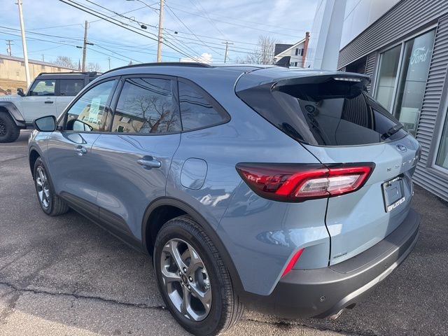 New 2026 Ford Escape ST-Line w/ Tech Pack #1 AWD/4WD image 8