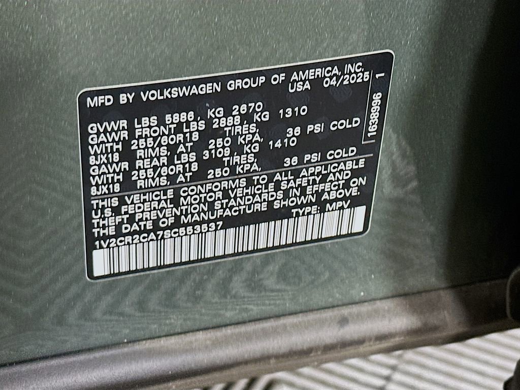 Used 2025 Volkswagen Atlas Peak Edition SE AWD/4WD image 34