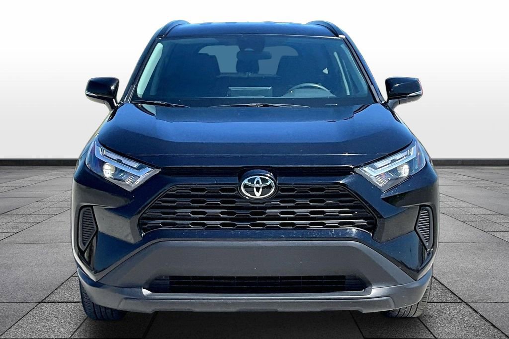 Used 2025 Toyota RAV4 XLE FWD image 3