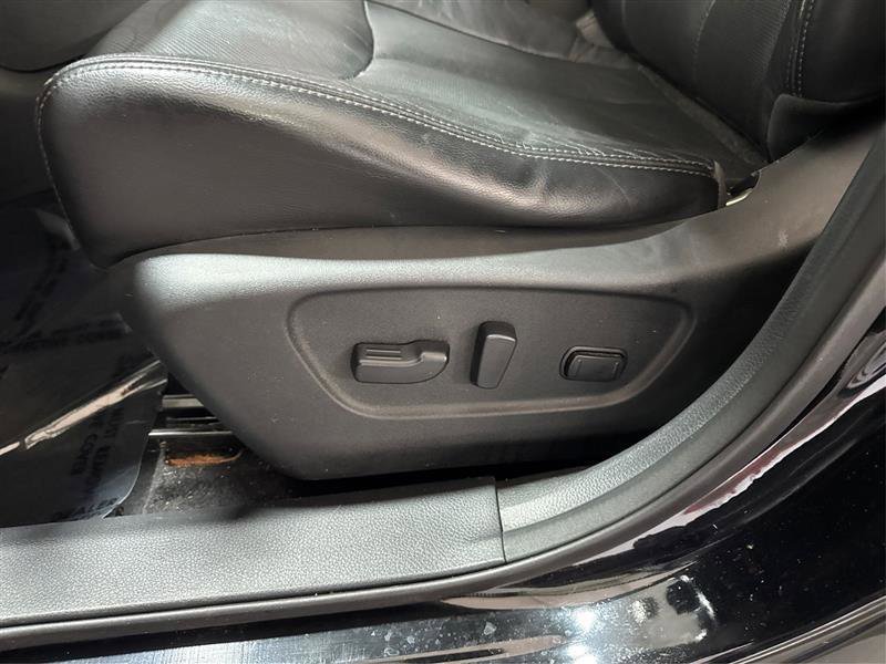 Used 2015 Nissan Rogue SL w/ SL Premium Package image 19