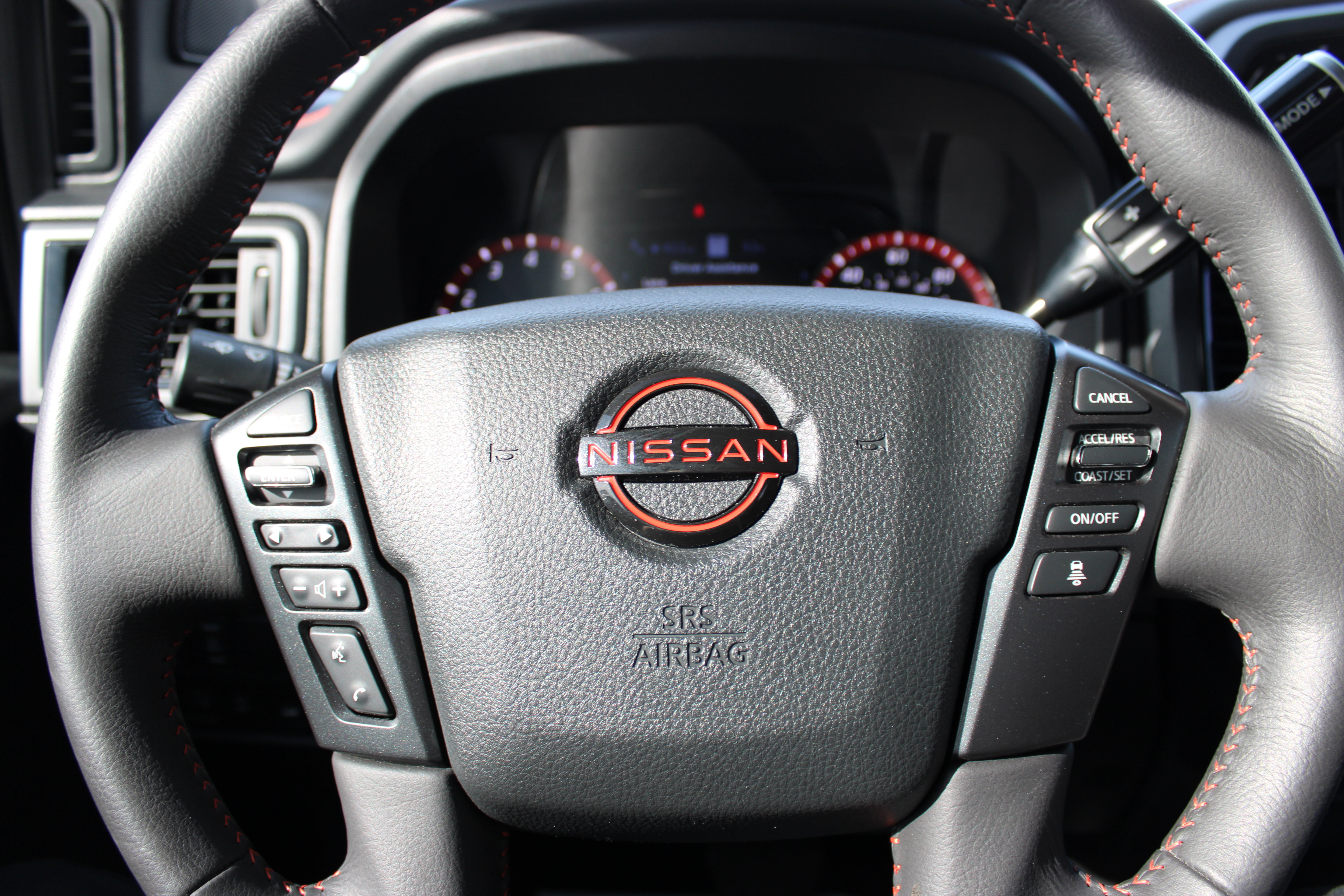 Certified 2024 Nissan Titan PRO-4X w/ Pro-4x Convenience Package AWD/4WD image 28